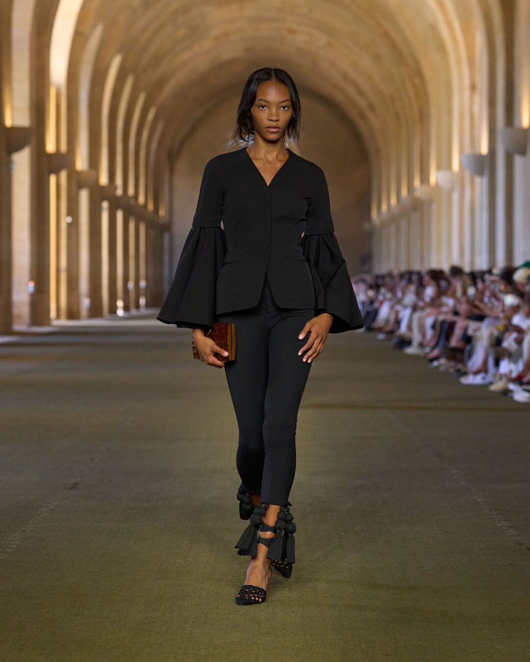 Look 11