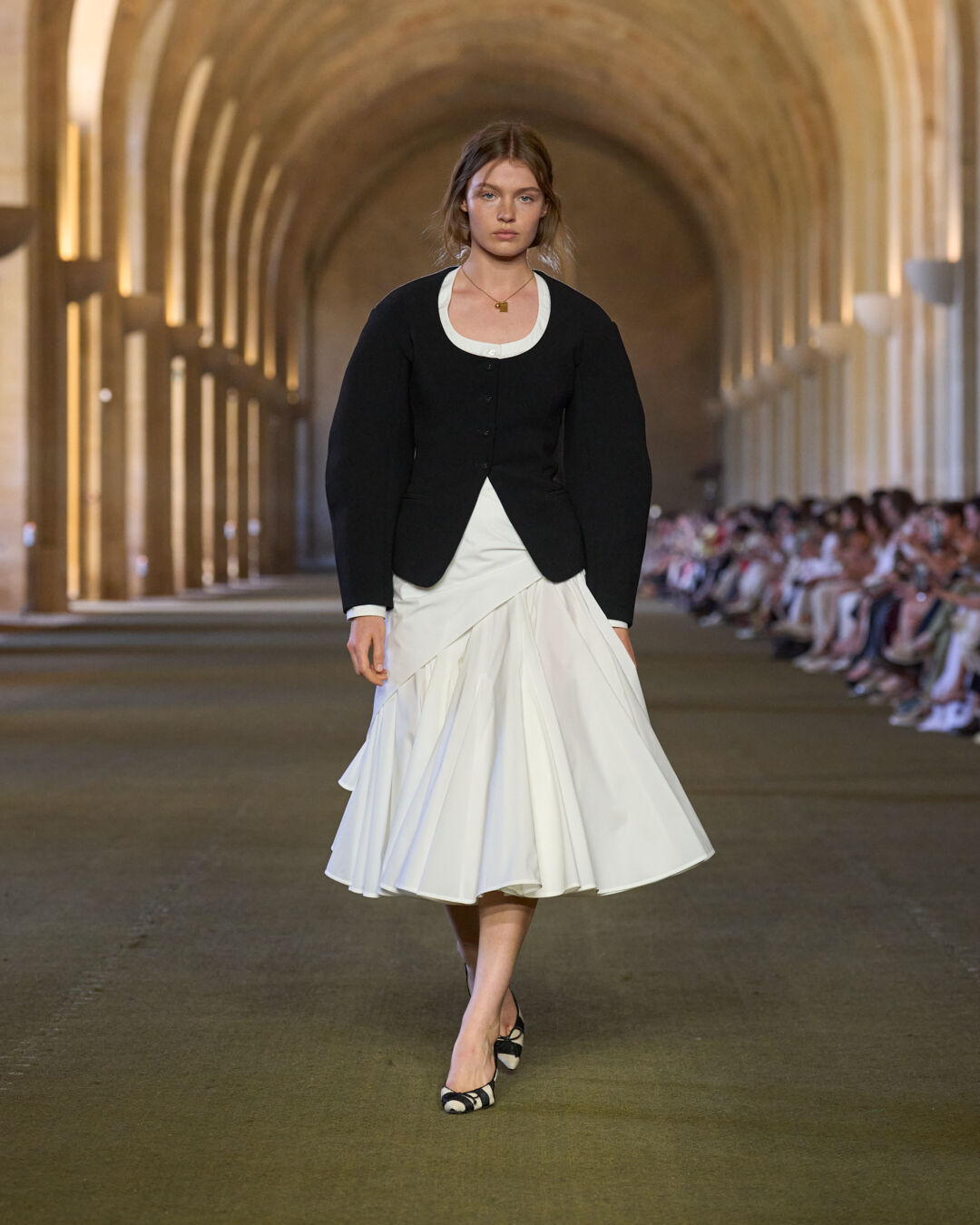Look 25