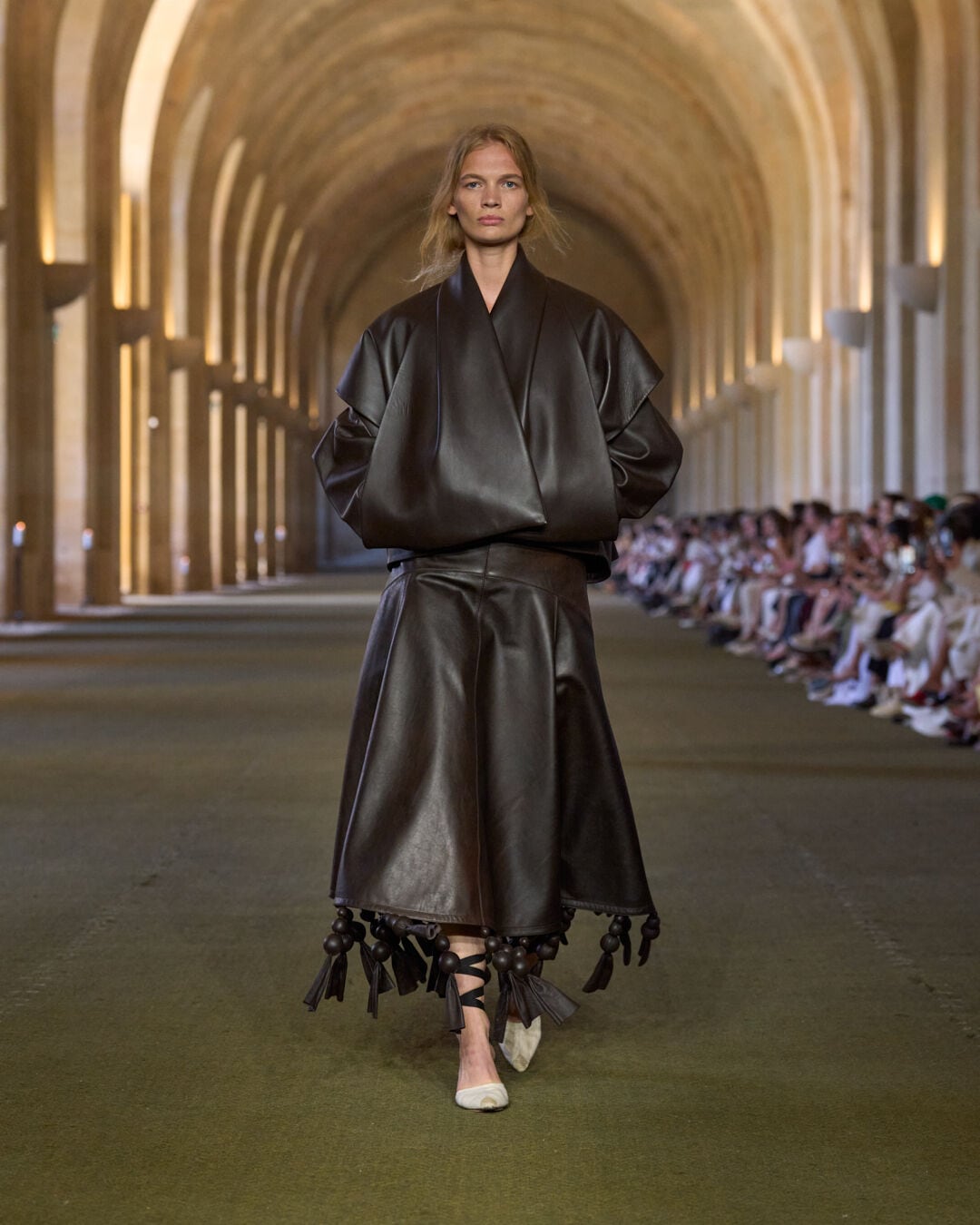 Look 27