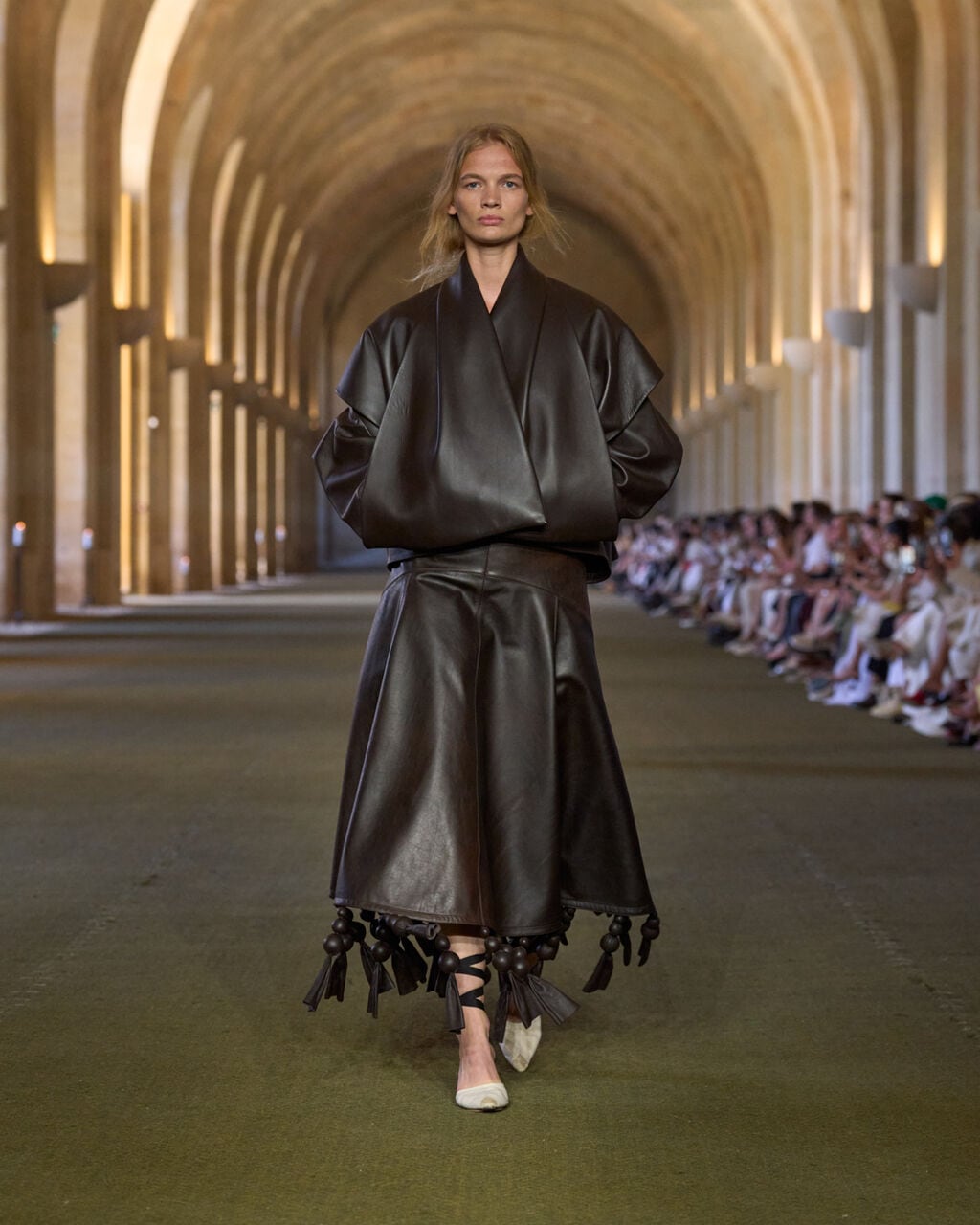 Look 27