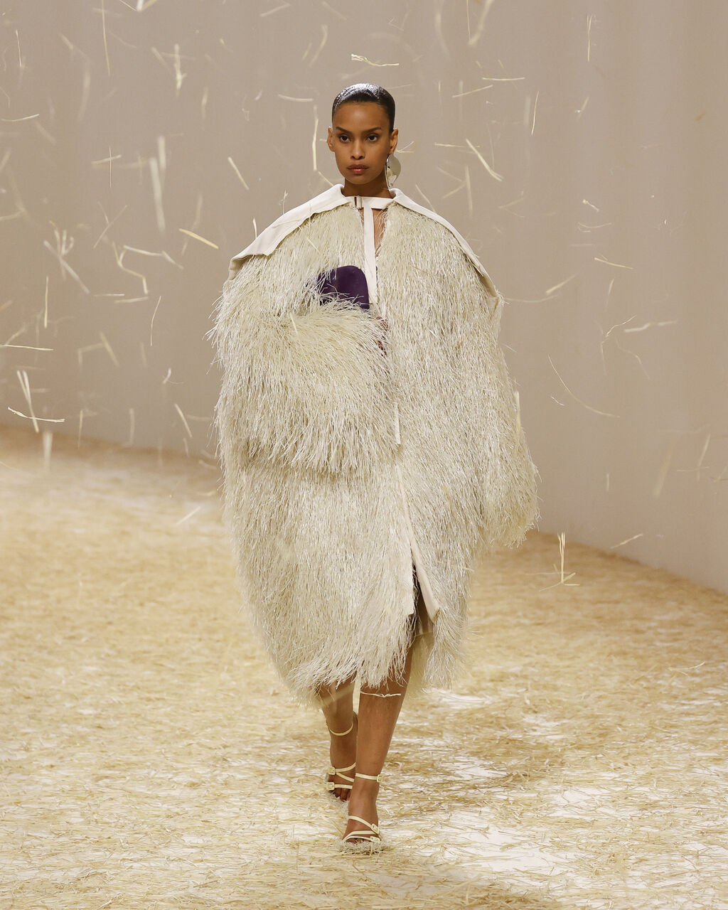 Look 18