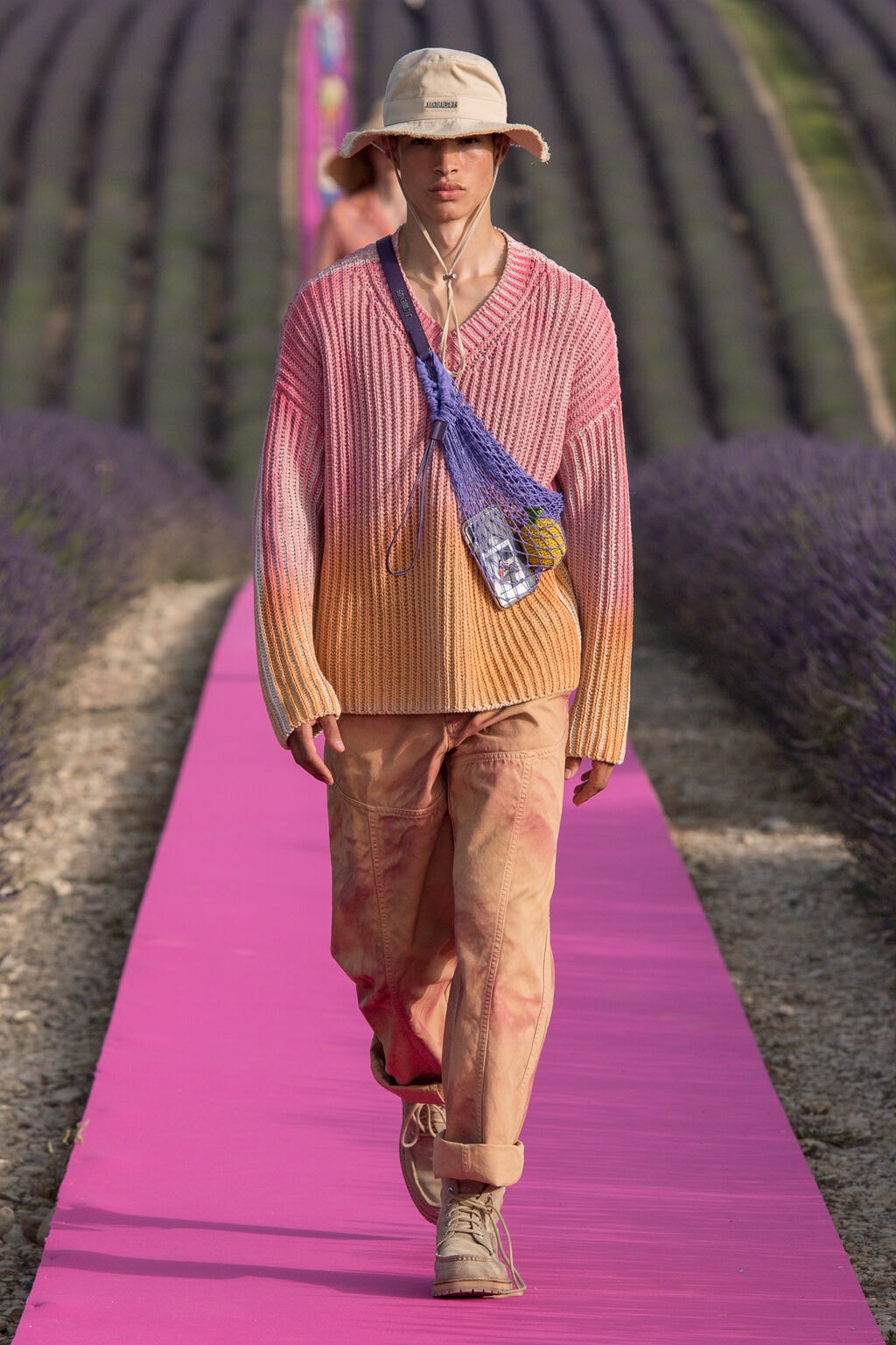 Look 38