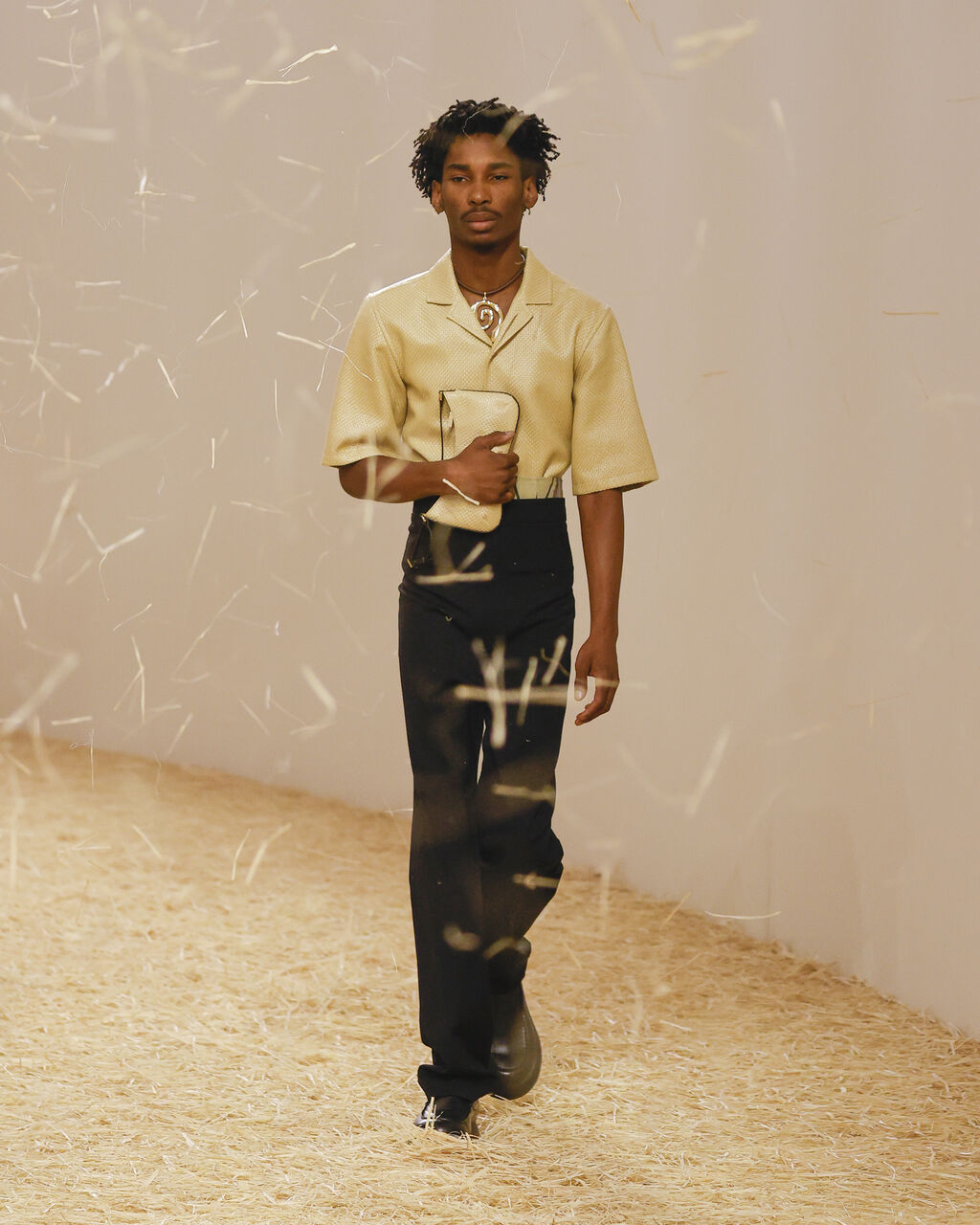 Look 44