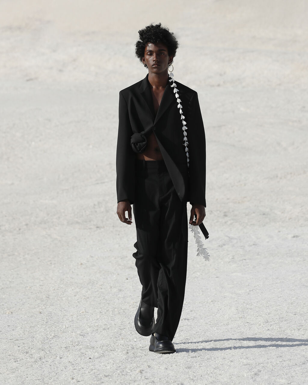 Look 13