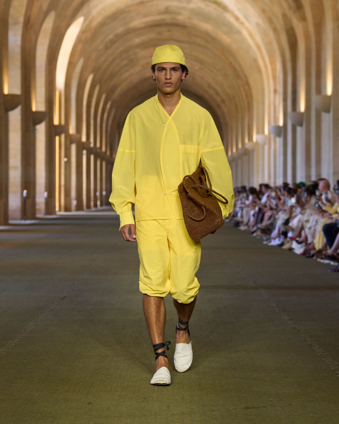 Look 30