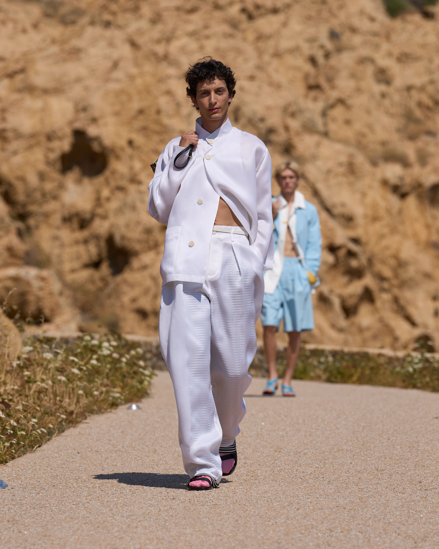 Look-15