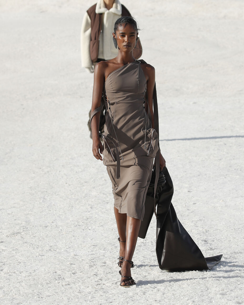 Look 37