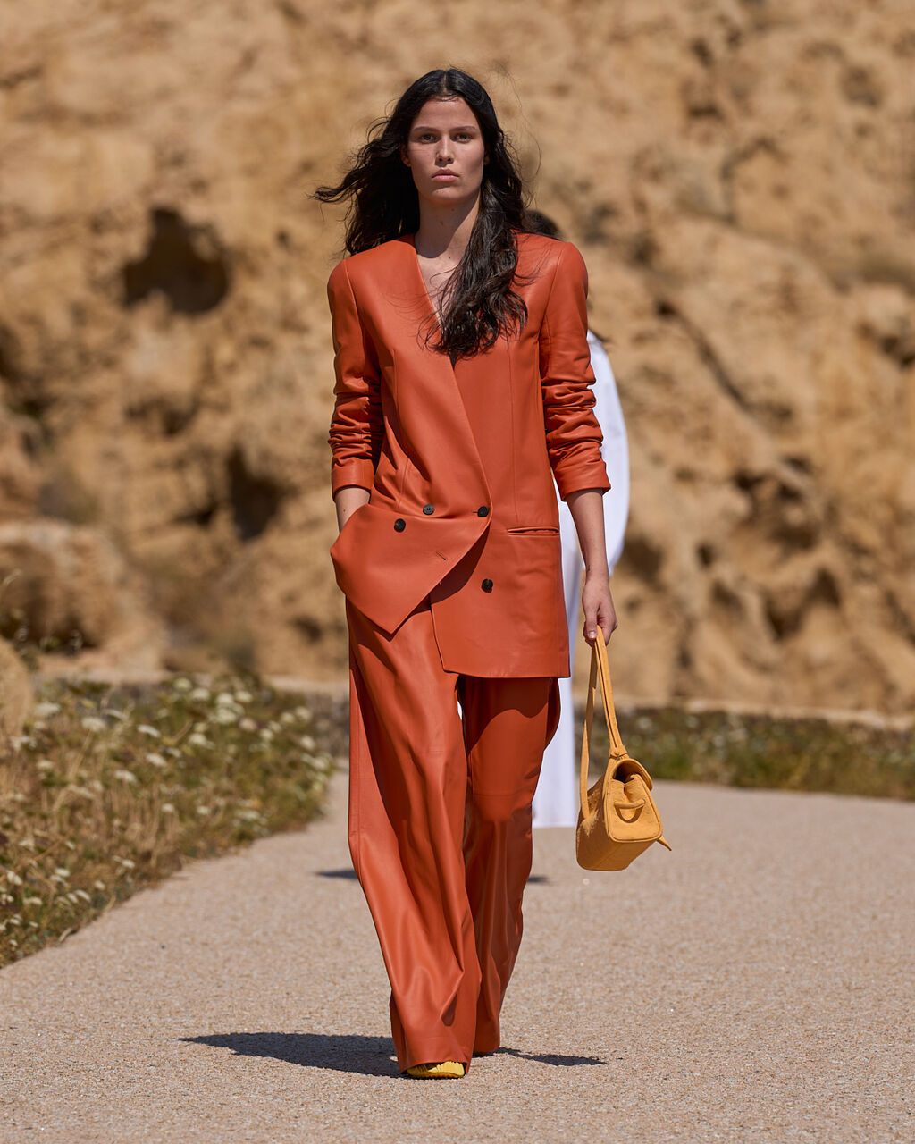 Look-11