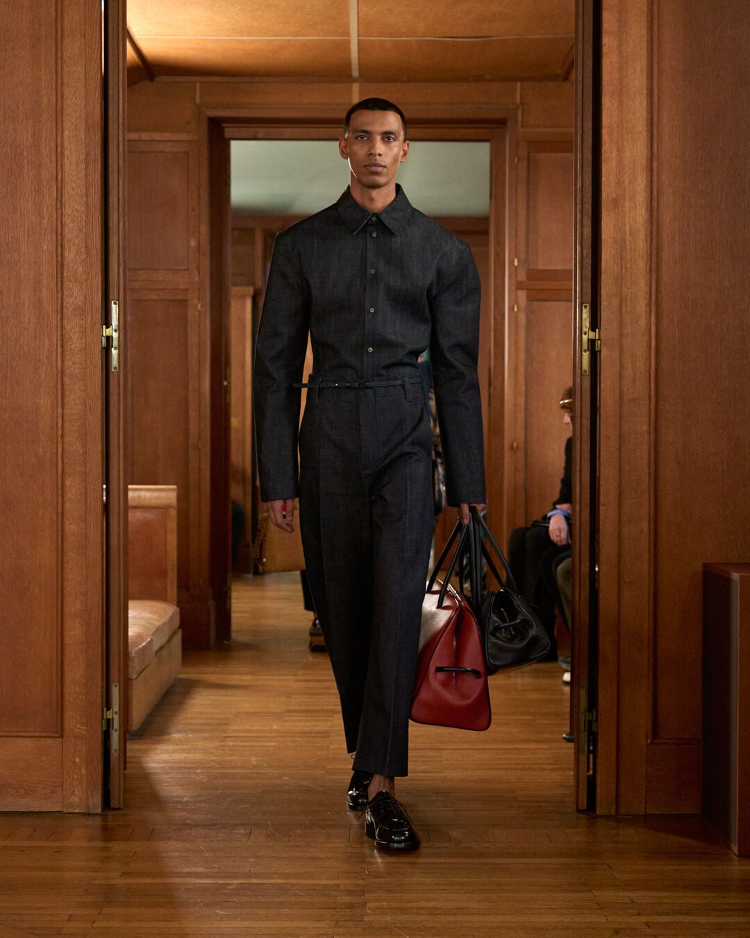 Find amazing products in Storefront Jacquemus