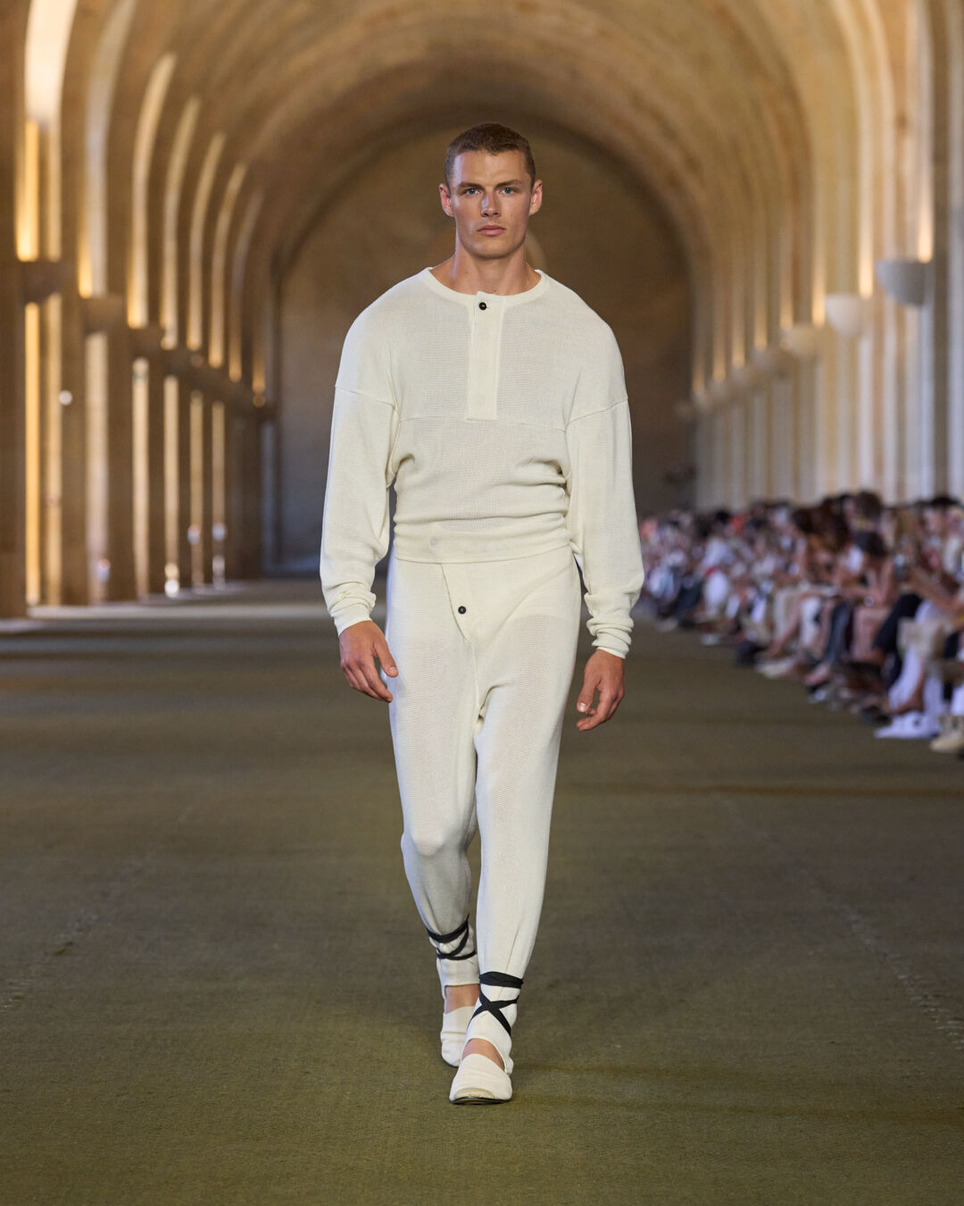 Look 17