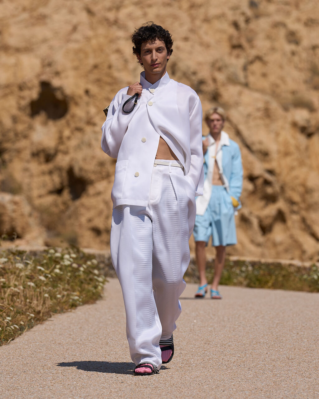 Look-15