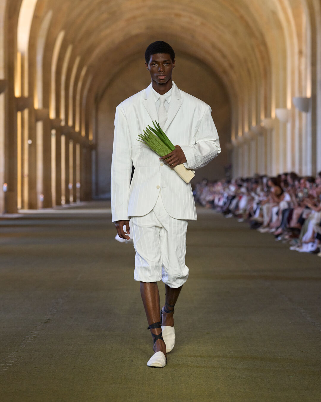 Look 24