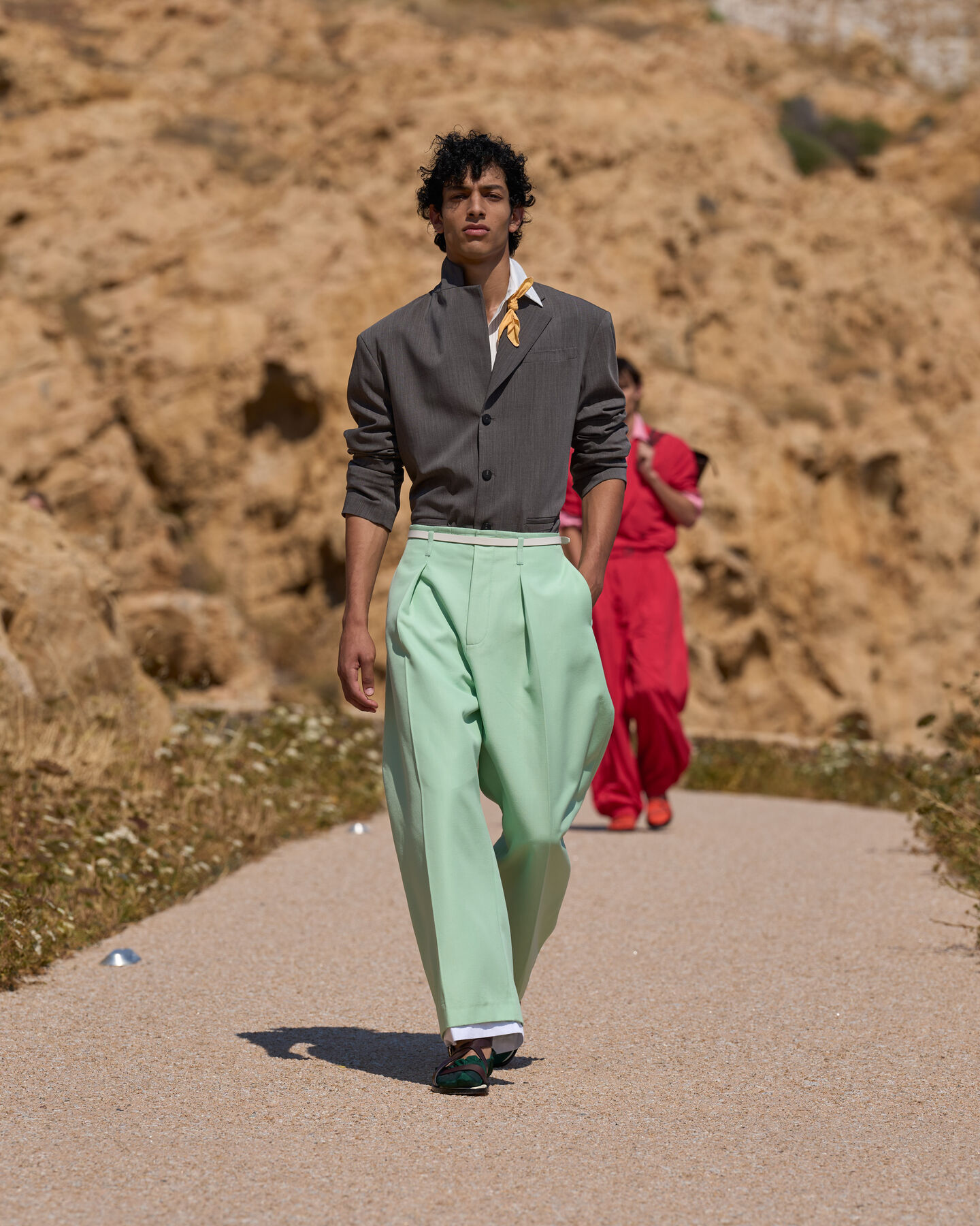 Look-36