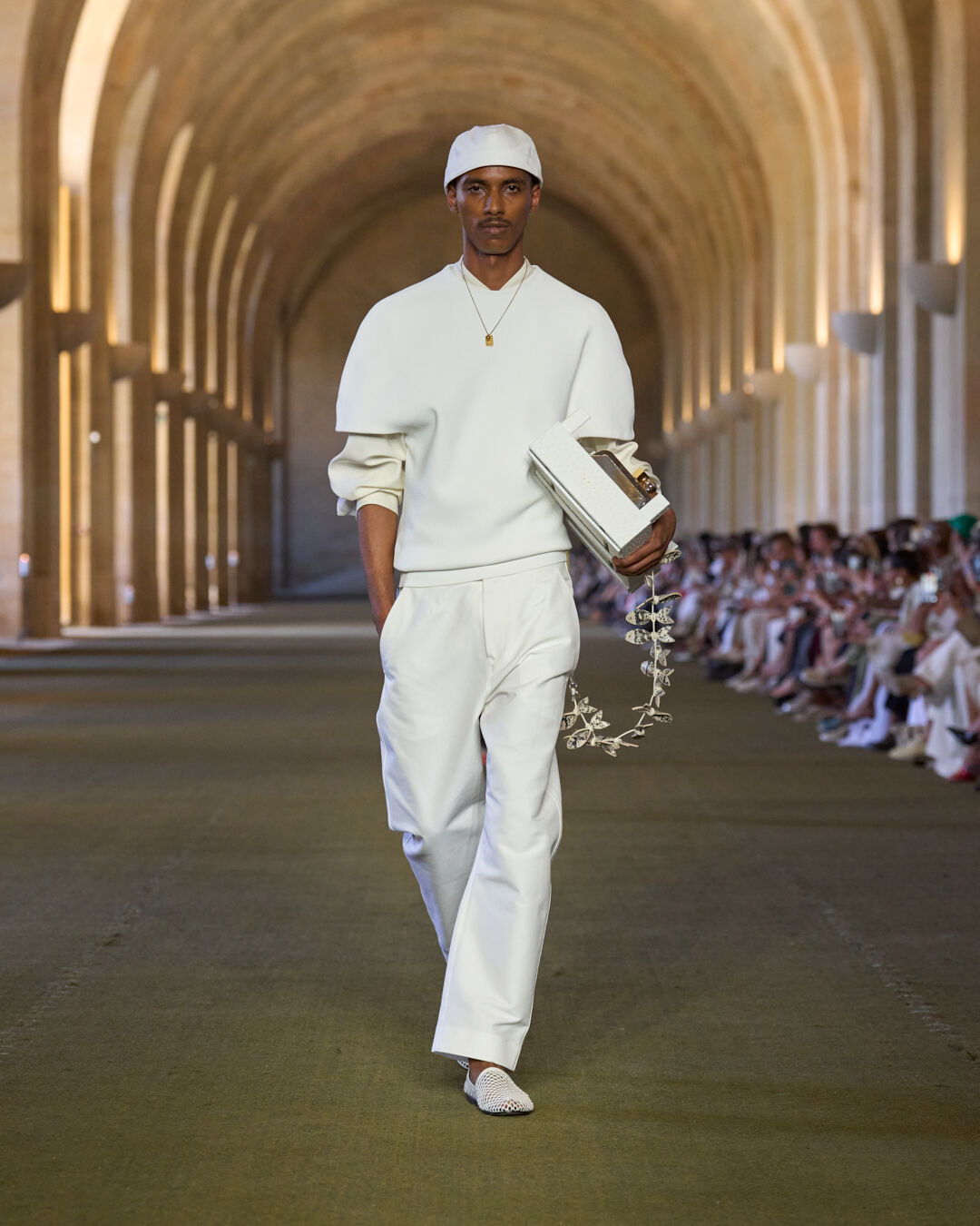 Look 29