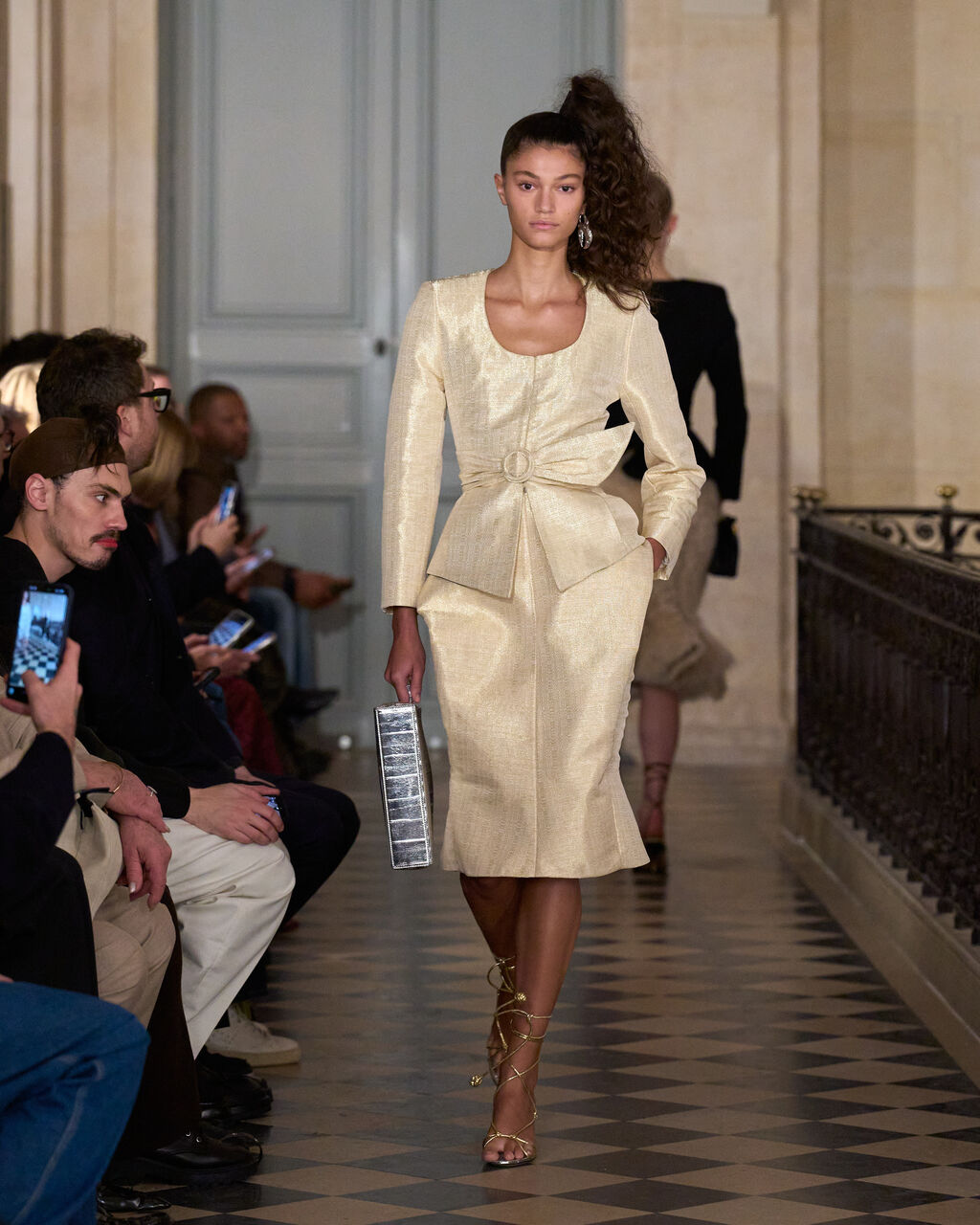 Look 41