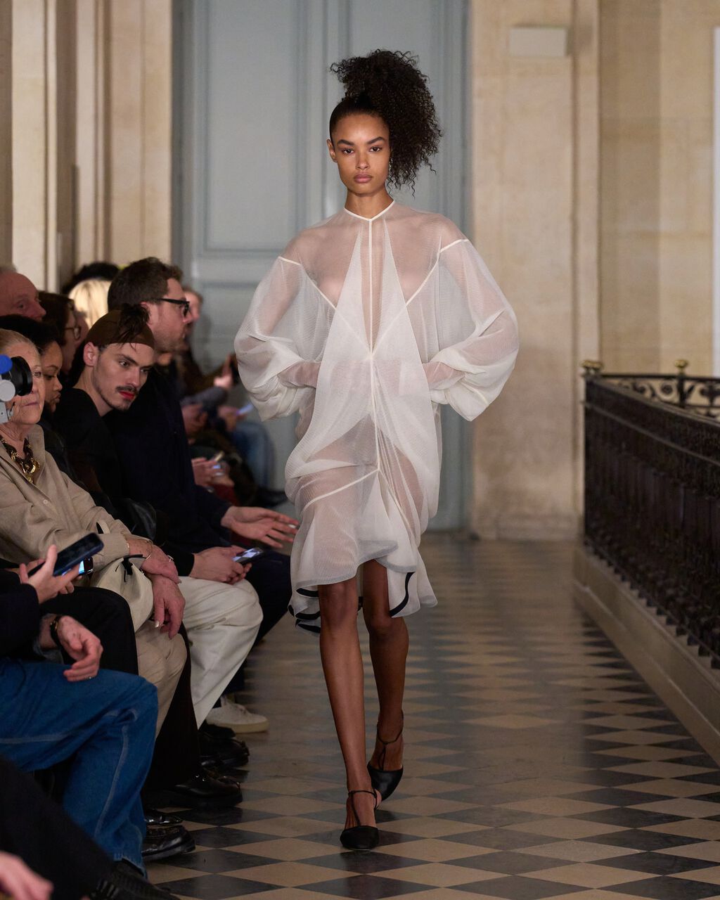 Look 54
