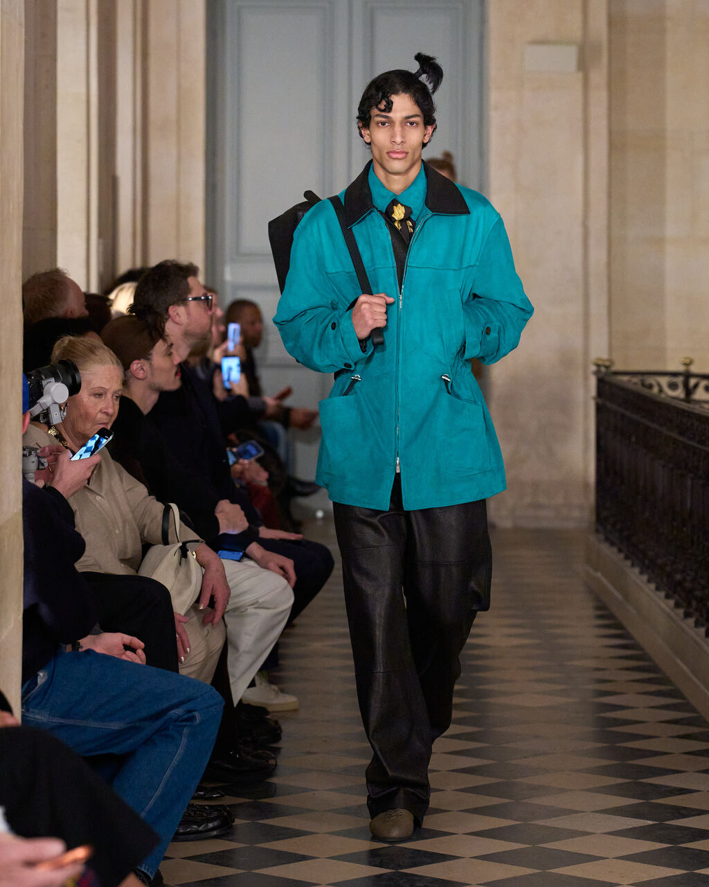 Look 29