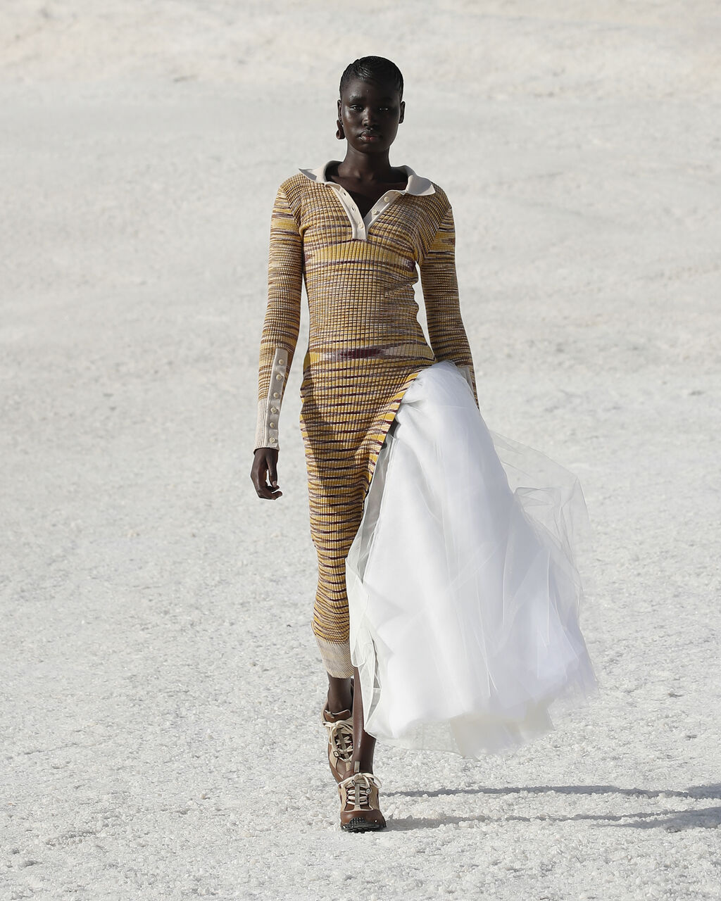 Look 29