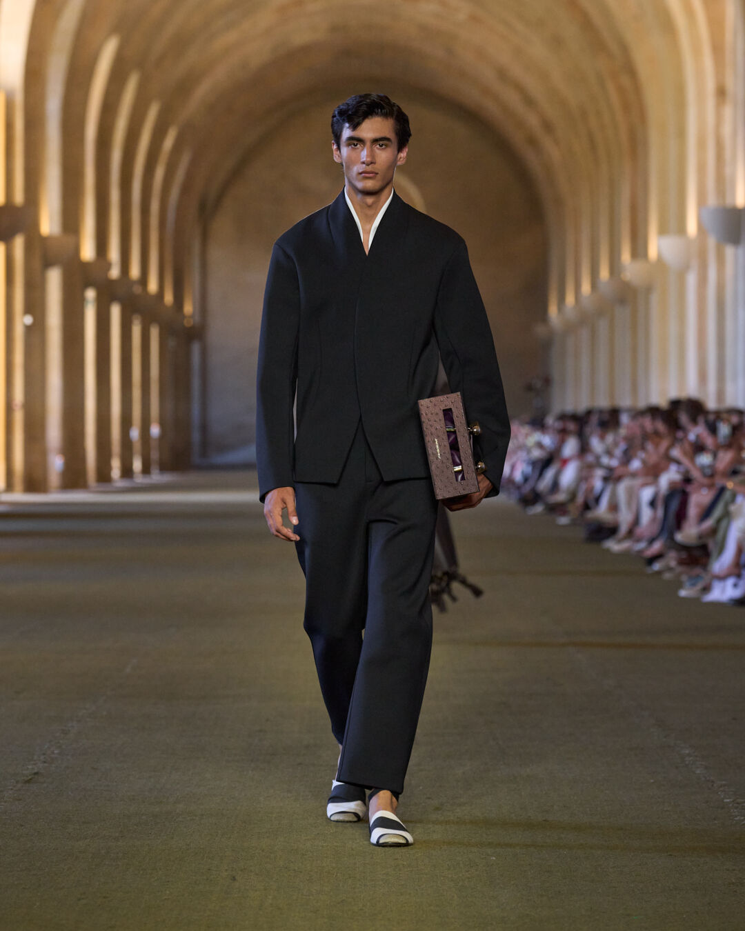 Look 26