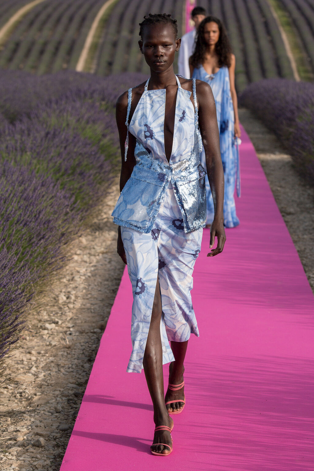 Look 28