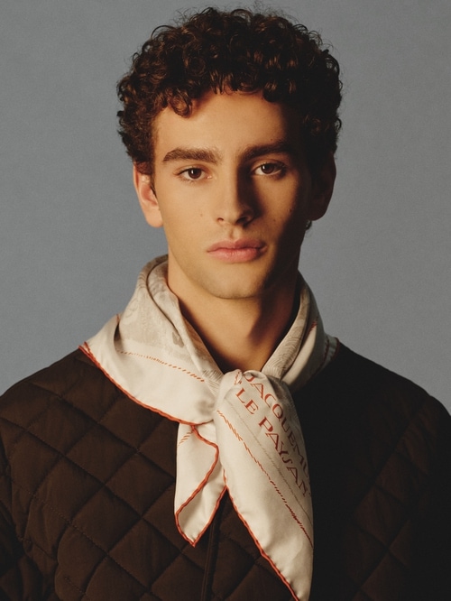 The "Le Paysan" scarf