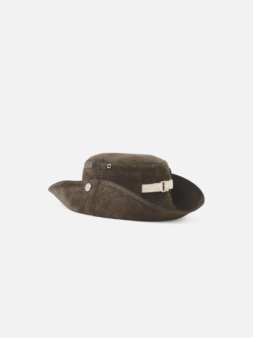 The de-Nîmes denim bucket hat