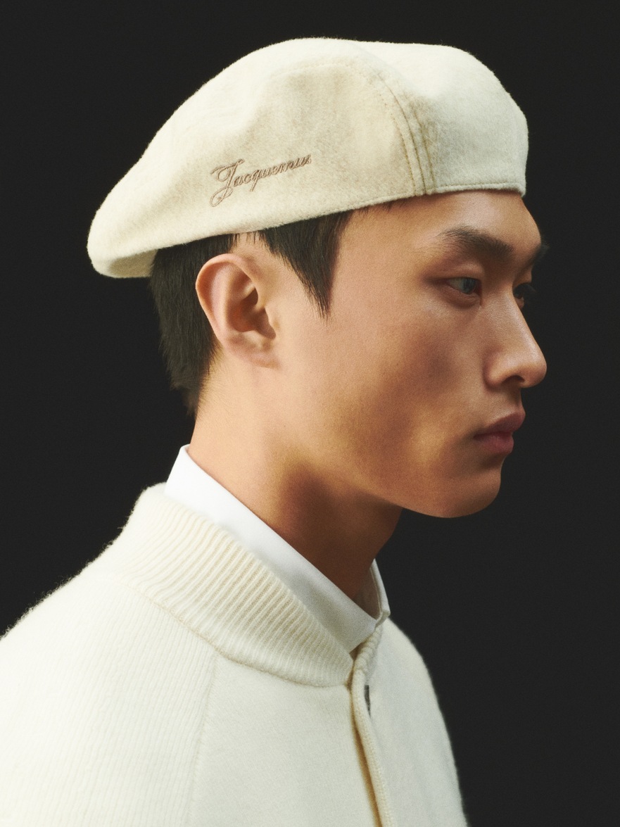 The Valérie beret by JACQUEMUS | Official website display picture 1