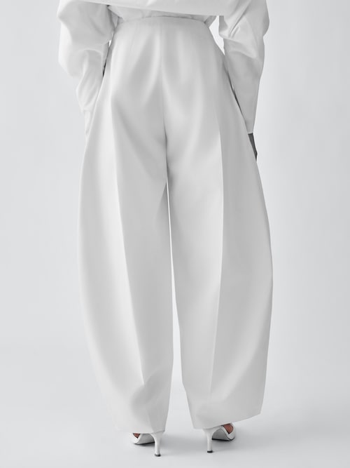 Le pantalon Ovalo fluide