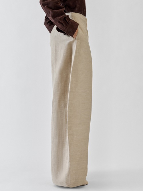 The Ovalo fluid pants