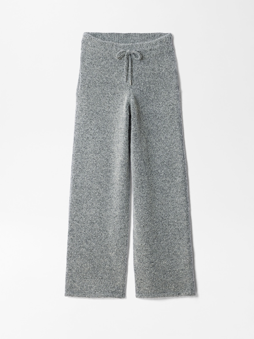 The Pilu sweatpants by Jacquemus