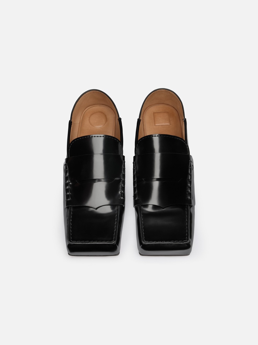 Carré ローファー by JACQUEMUS | Official website