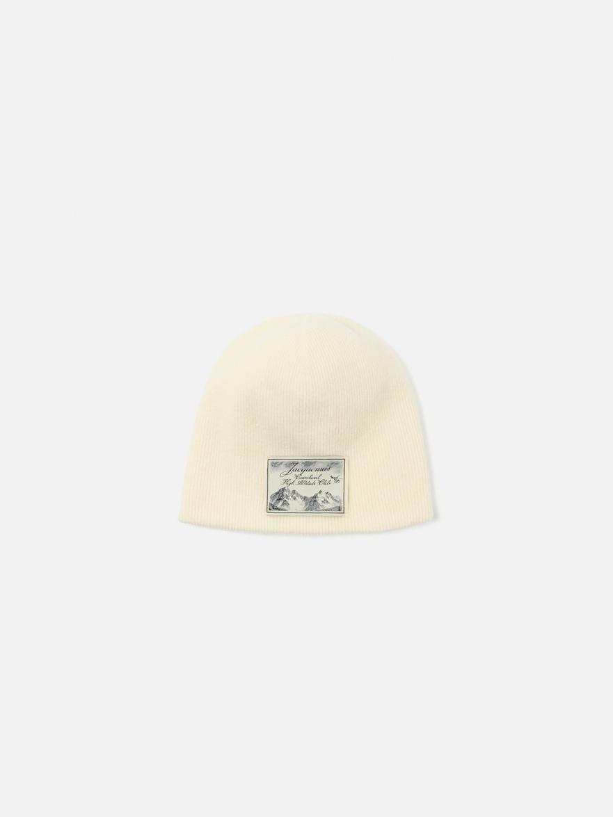 Jacquemus The Courchevel High Altitude Club Beanie In Neutral