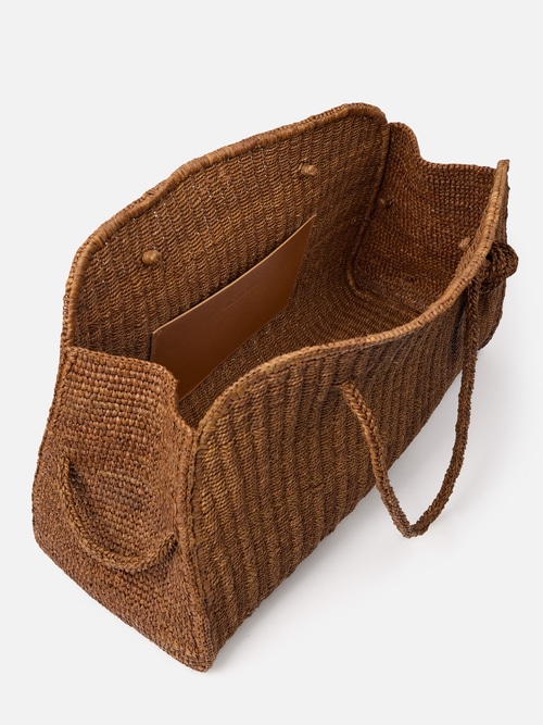 The large raffia Turismo