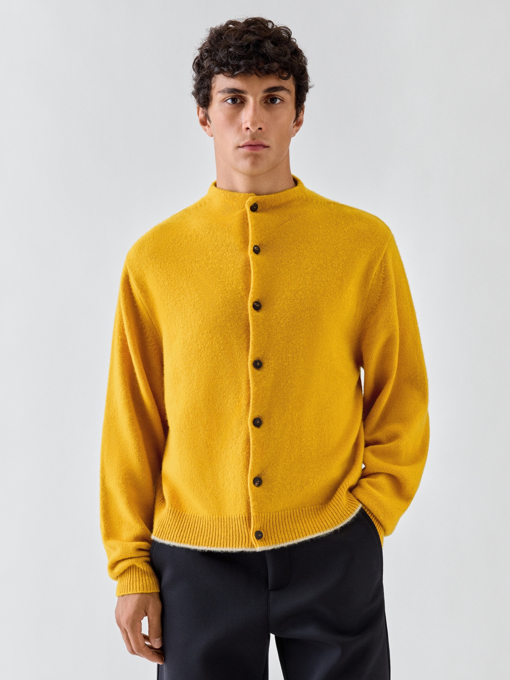 LE CARDIGAN CACHEMIRE