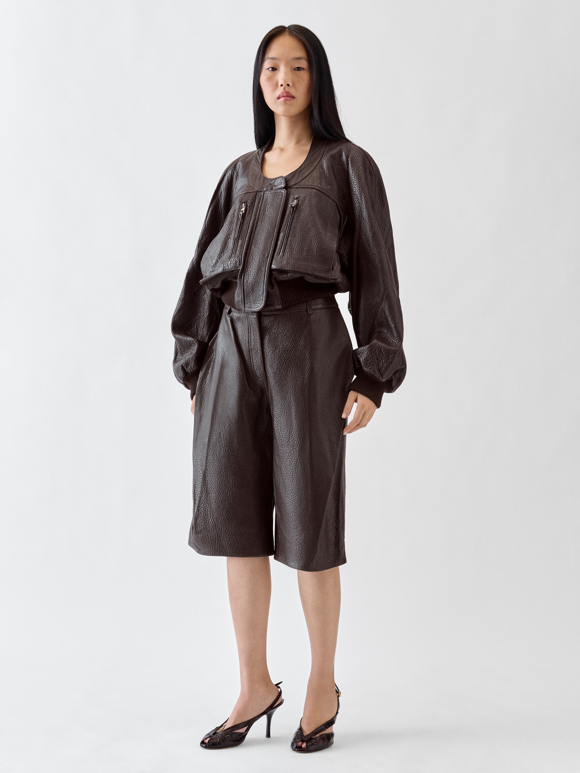 LE SHORT CUBISTO CUIR