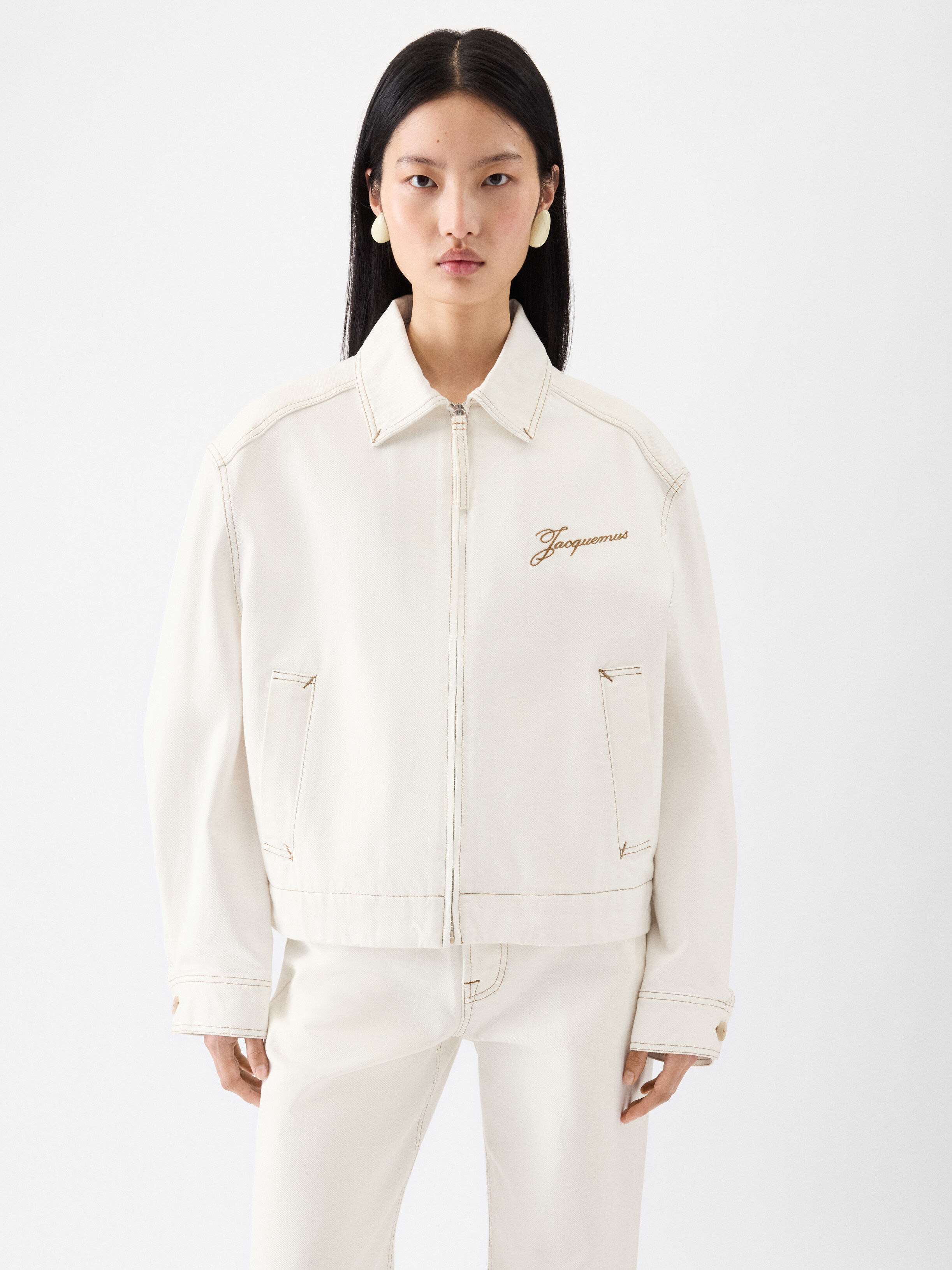 The Canevas de-Nîmes denim jacket by JACQUEMUS | Official website