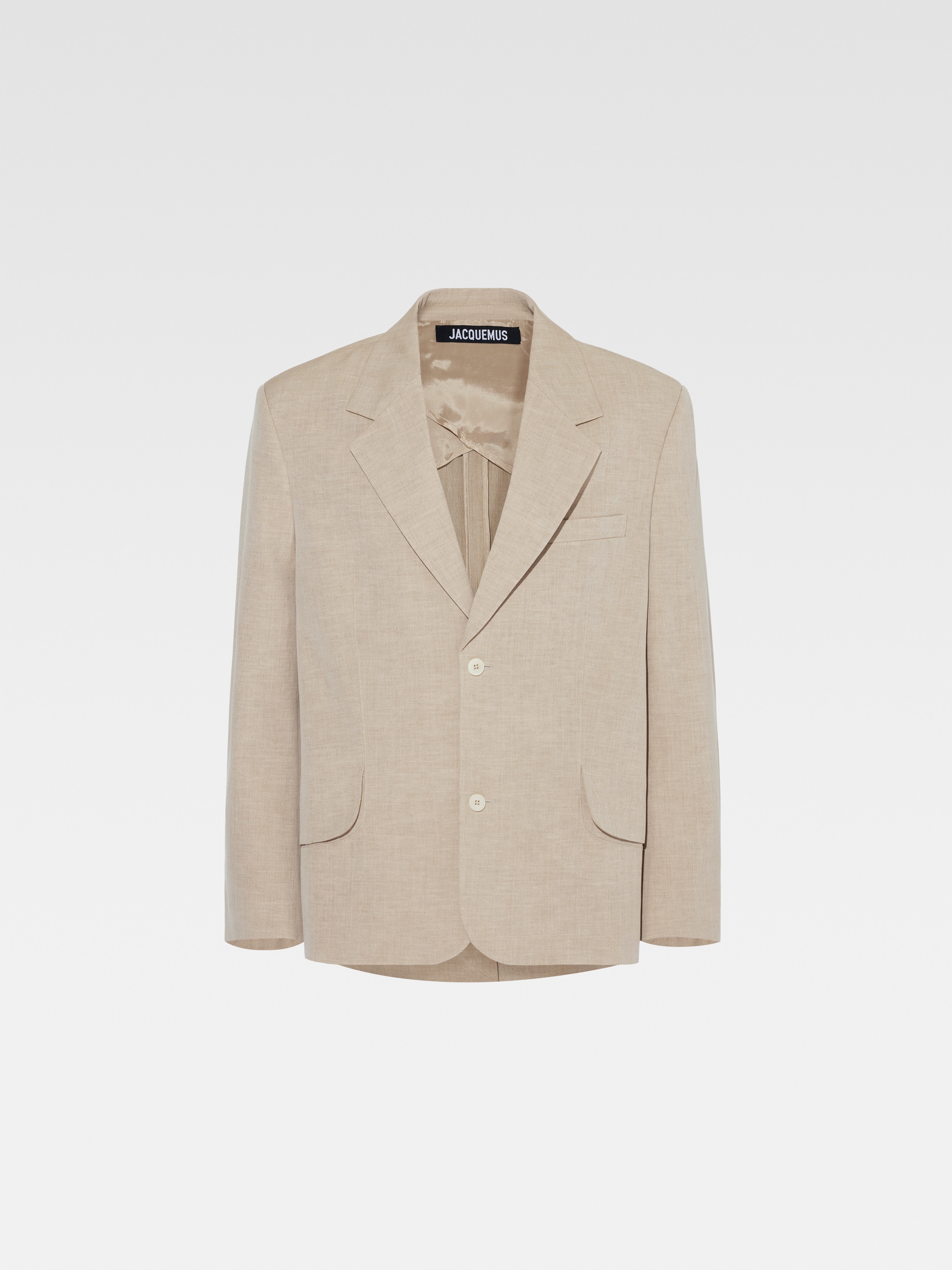 LA VESTE TITOLO