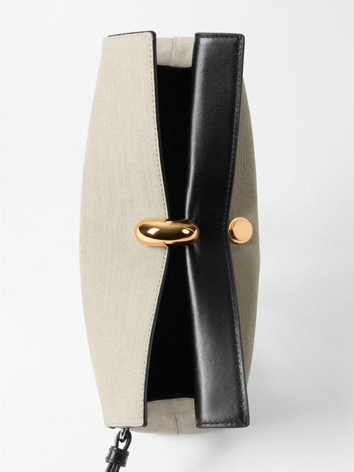 The Val&eacute;rie clutch