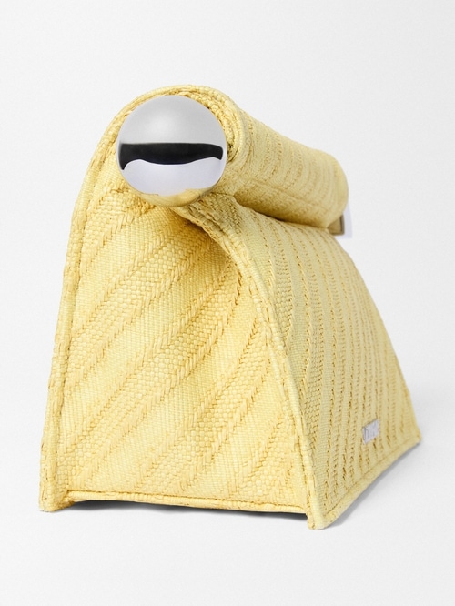 A clutch Rond Carr&eacute;