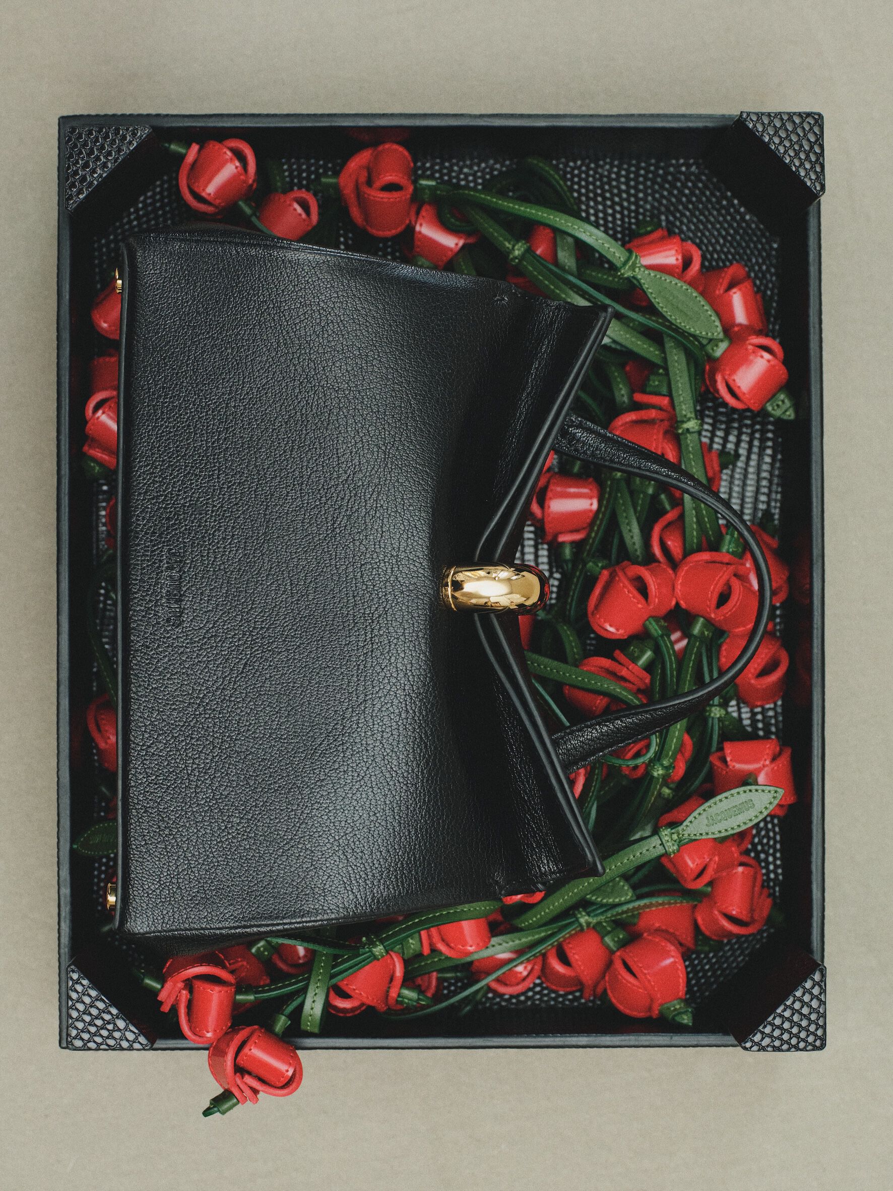 The cherries by JACQUEMUS | Official website