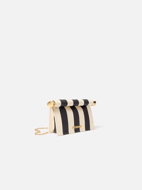The small Rond Carr&eacute; clutch