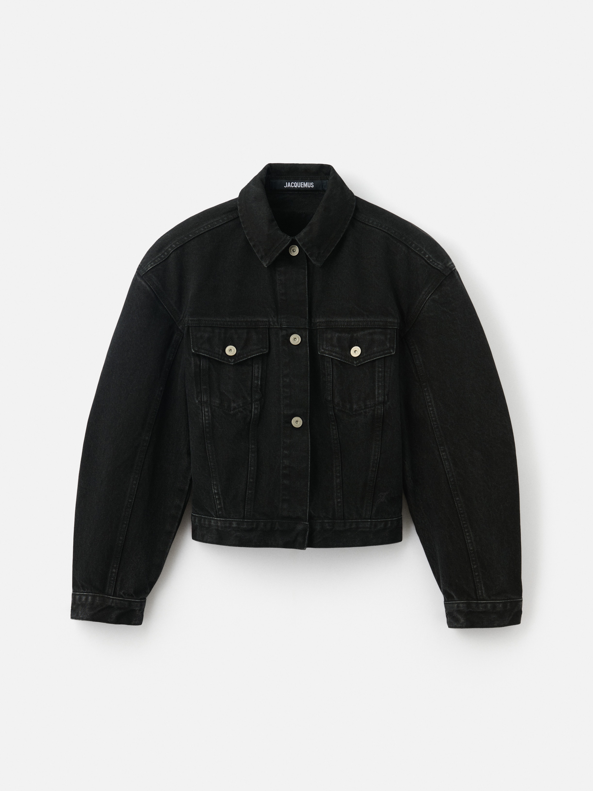 LA VESTE DE-NIMES