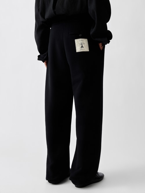 The Torneo sweatpants