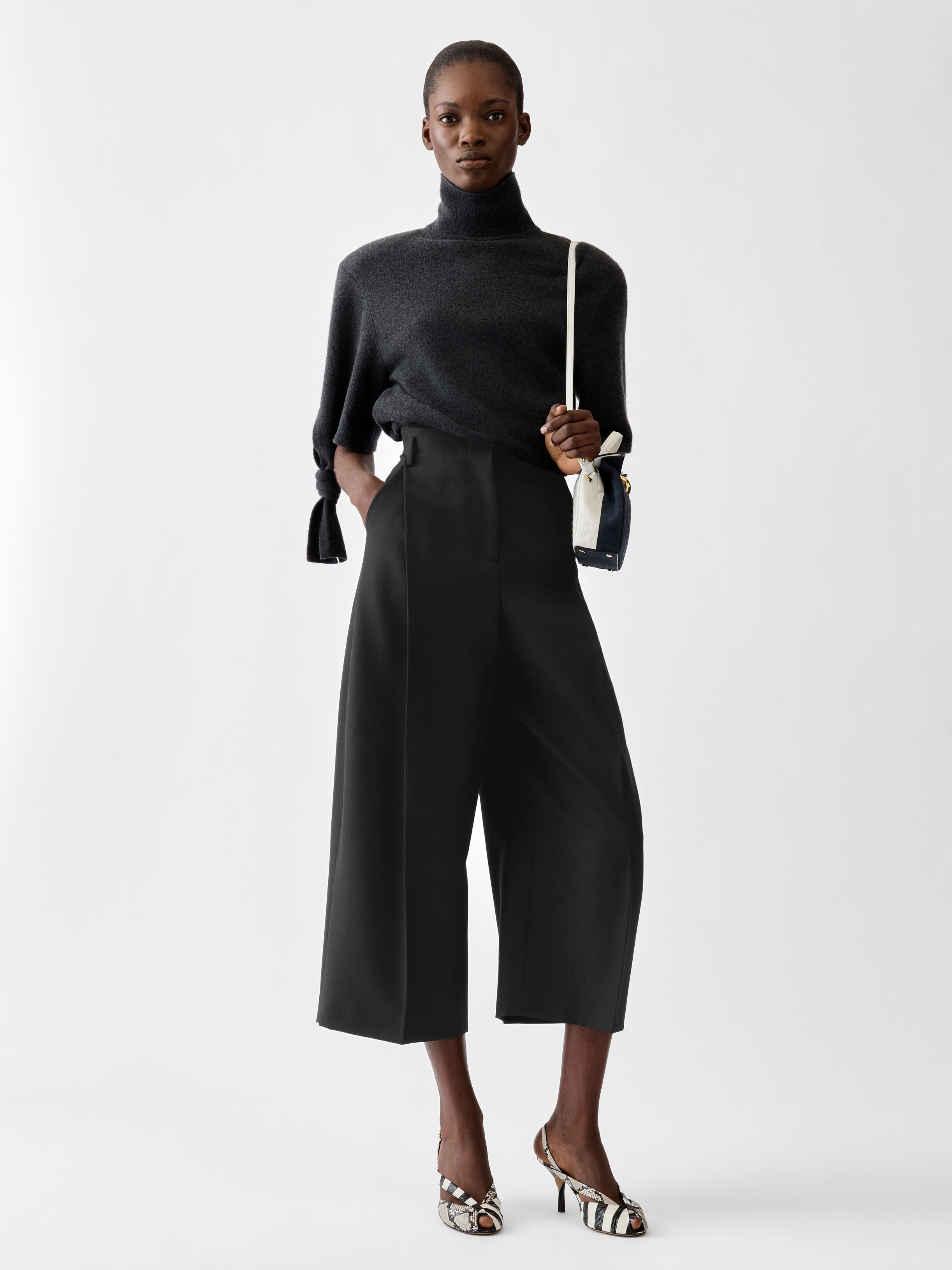 The Miami pants by JACQUEMUS | Official website