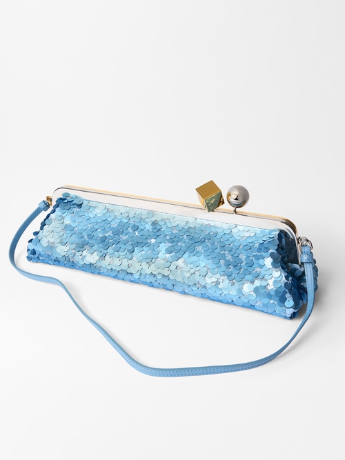 The Salon clutch