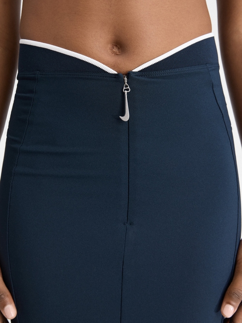 The JACQUEMUS+NIKE long skirt