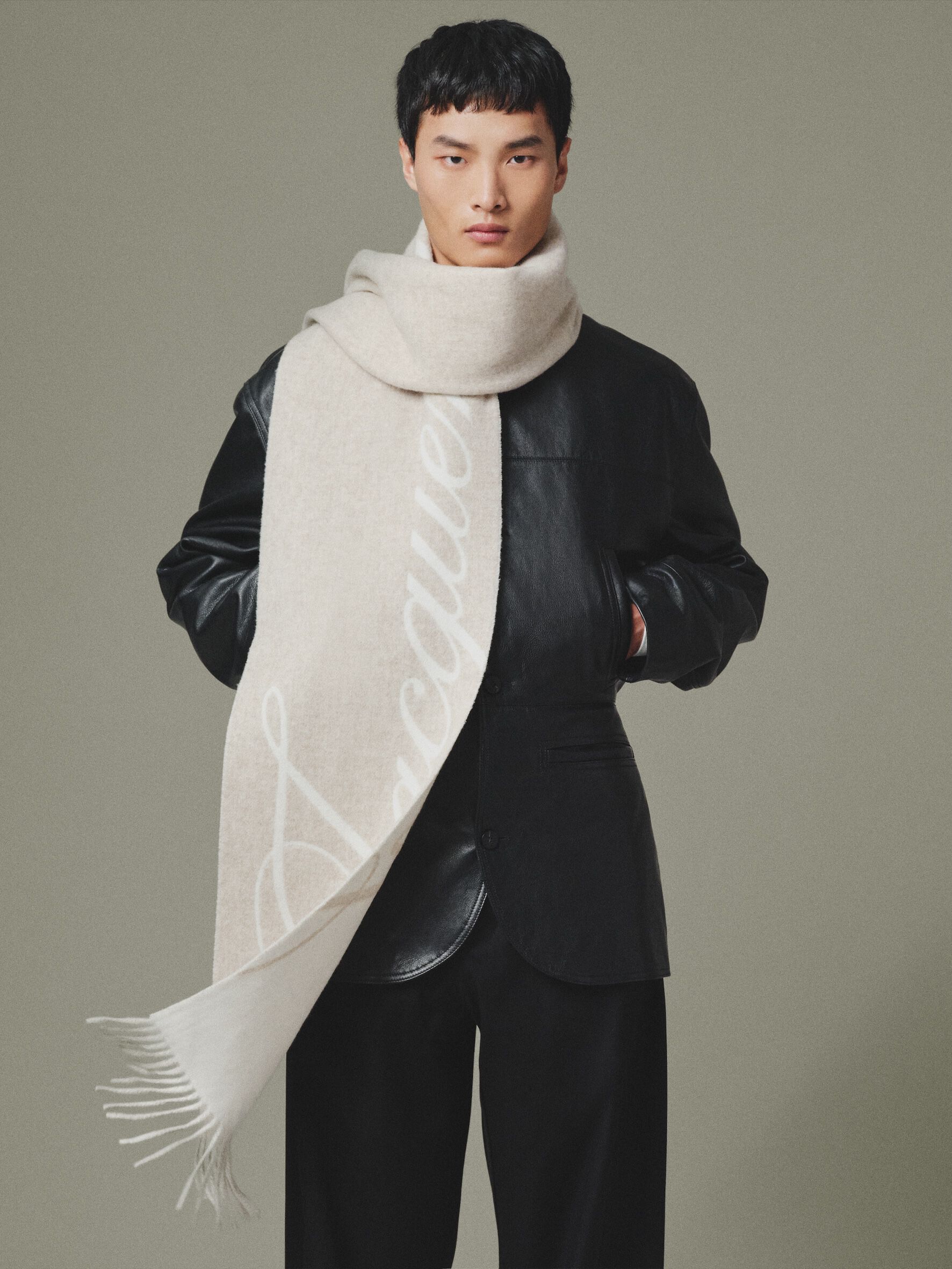 The Atelier scarf by JACQUEMUS | Official website