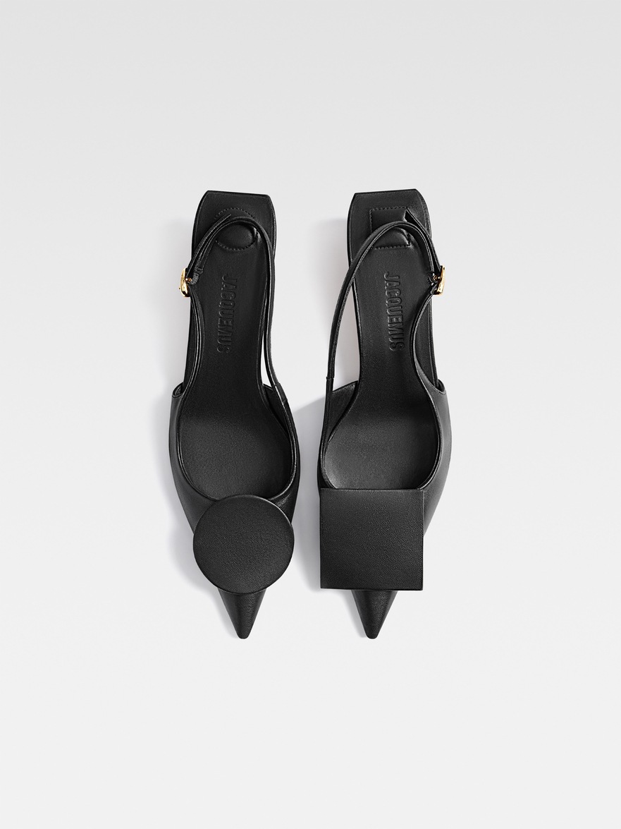 JACQUEMUS - Woman - Black - Loafer