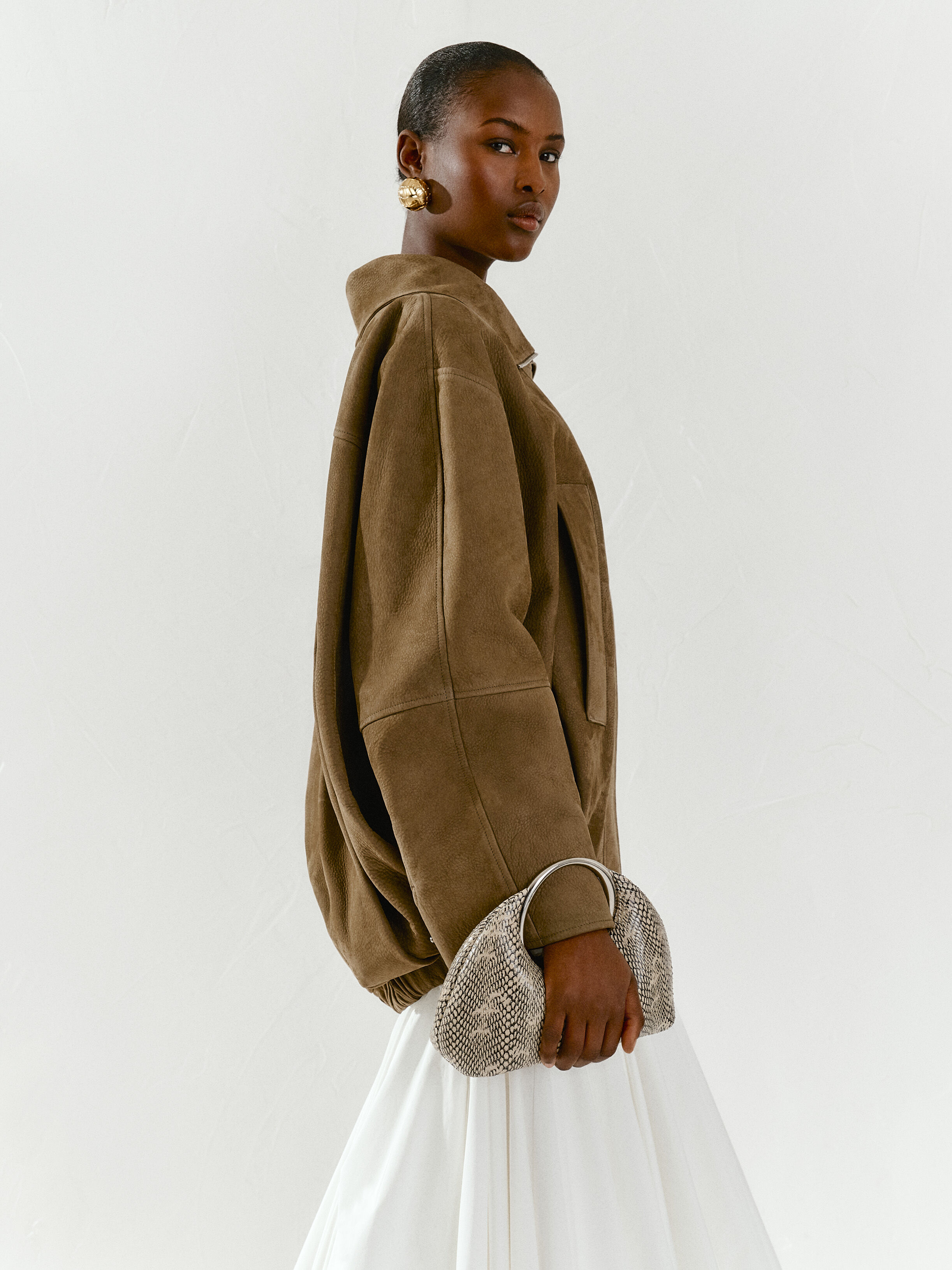 The small Calino by JACQUEMUS | Official website The small Calino by JACQUEMUS | Official website