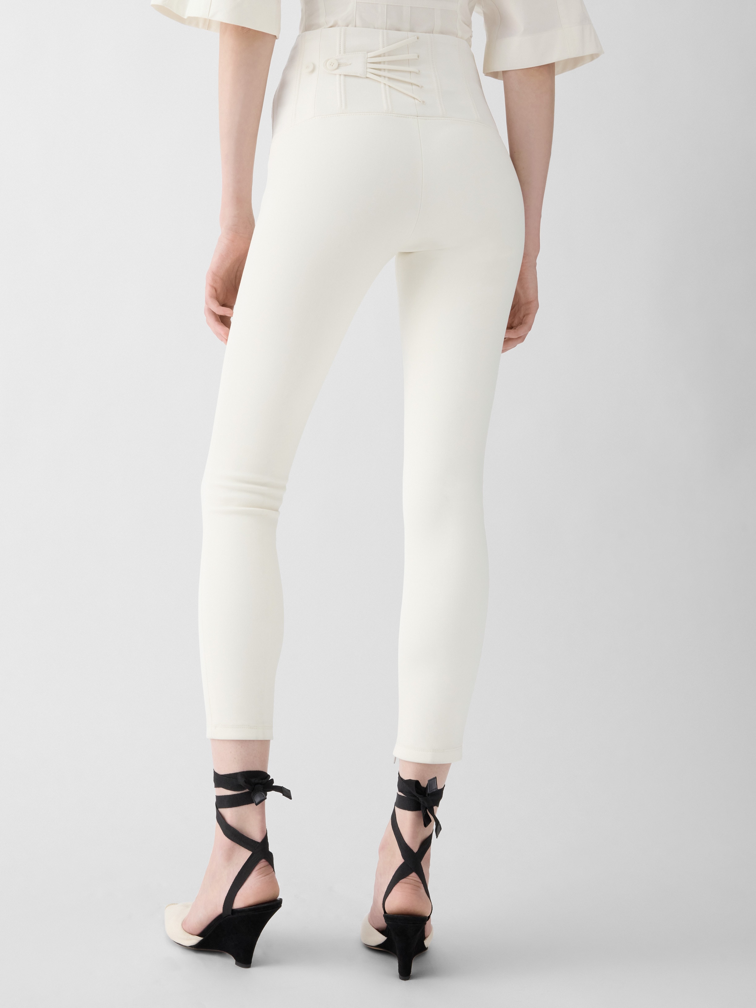 LE PANTALON ARLESIEN